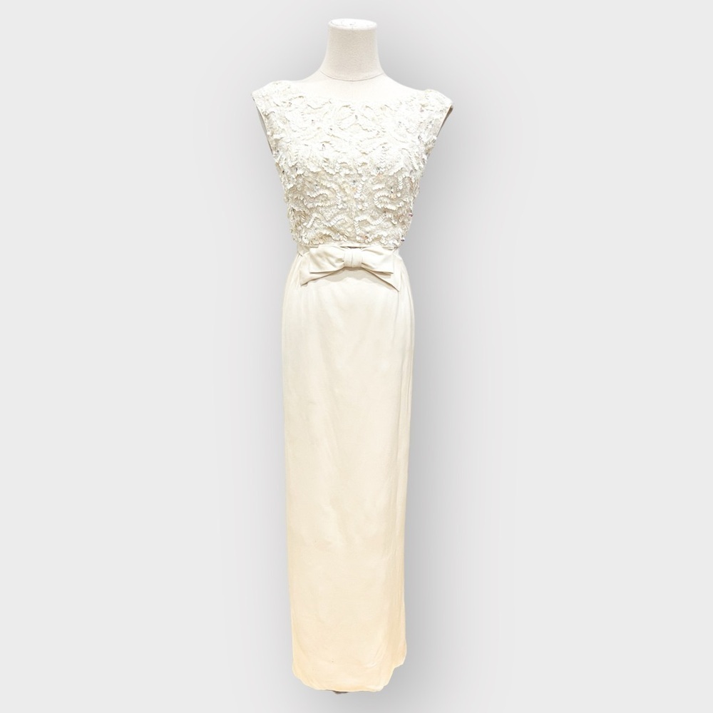 SAKS FIFTH AVENUE Vintage Sequin Crystal Embellished Ivory Bridal Bow Dress - Picture 9 of 9